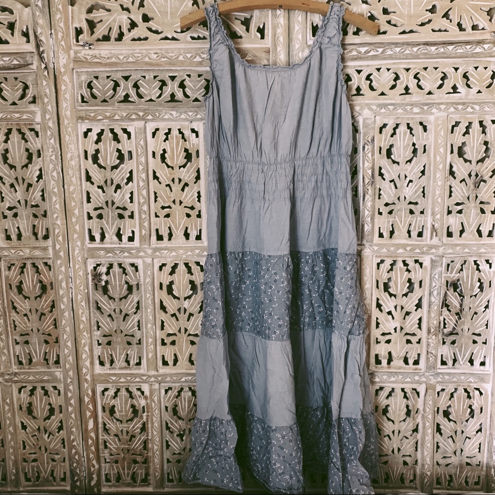 Spring Field Floral Dress - Picture 3 of 6